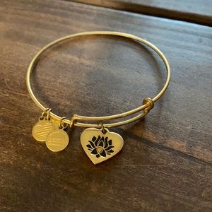 Alex and Ani Lotus Peace Petals Heart Charm Bracelet
